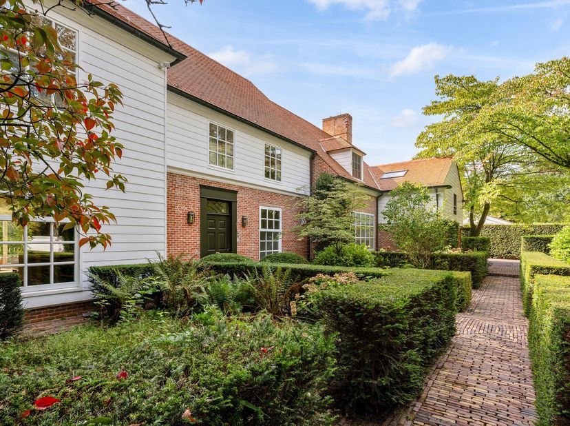 Huis te koop in Frilinglei 115,
                    2930 Brasschaat