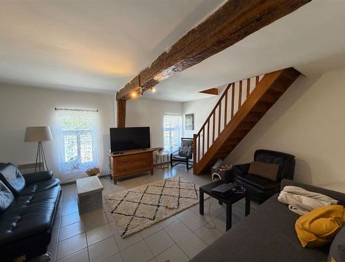                                         Appartement te huur in Quiévrain, € 525
