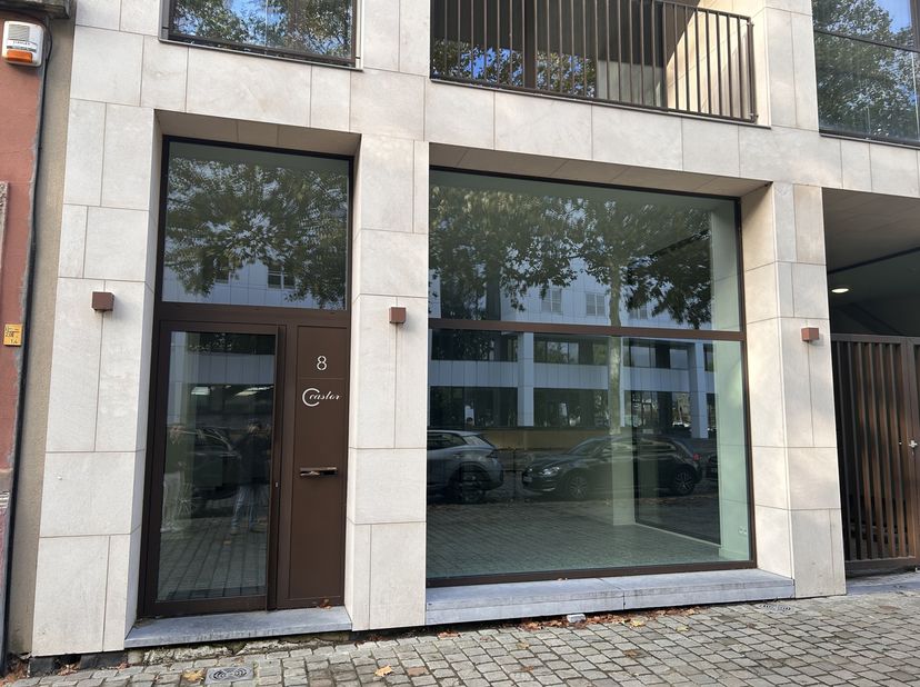 Bedrijfsvastgoed te huur in Entrepotplaats 8,
                    2000 Antwerpen