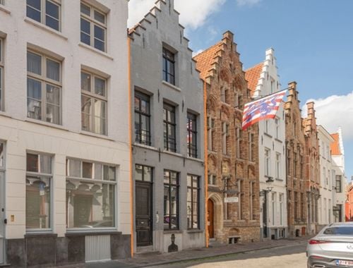                                         Herenhuis te koop in Brugge, € 899.000
