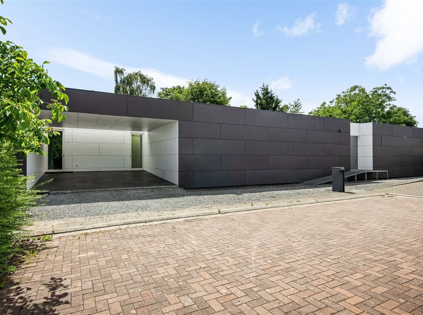 Huis te koop in Schommelaarstraat 28,
                    9100 Nieuwkerken-Waas