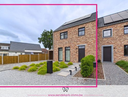                                         Woning te koop in Kinrooi, € 444.000
