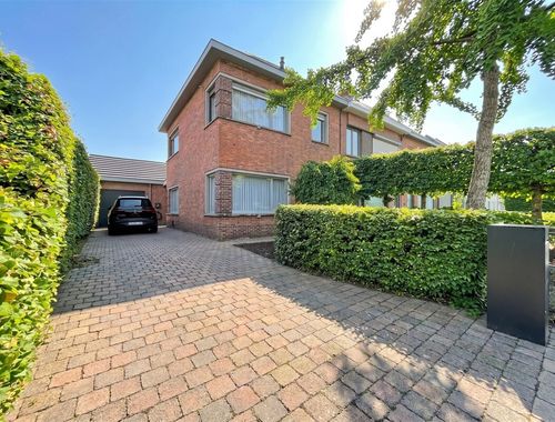                                         Maison à vendre à Beveren-Waas, € 437.000
