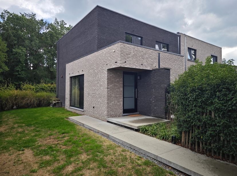 Maison à louer
                    à 3560 Lummen