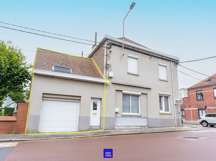 Garage te huur
                    in 7700 Moeskroen