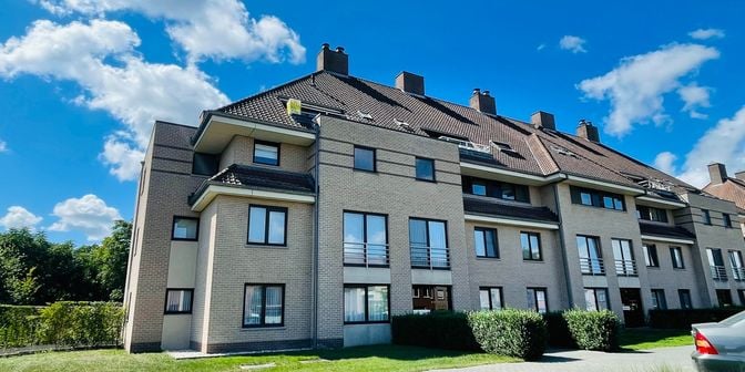 Garage te koop in 't Kloosterhof 92, 8200 Sint-Michiels