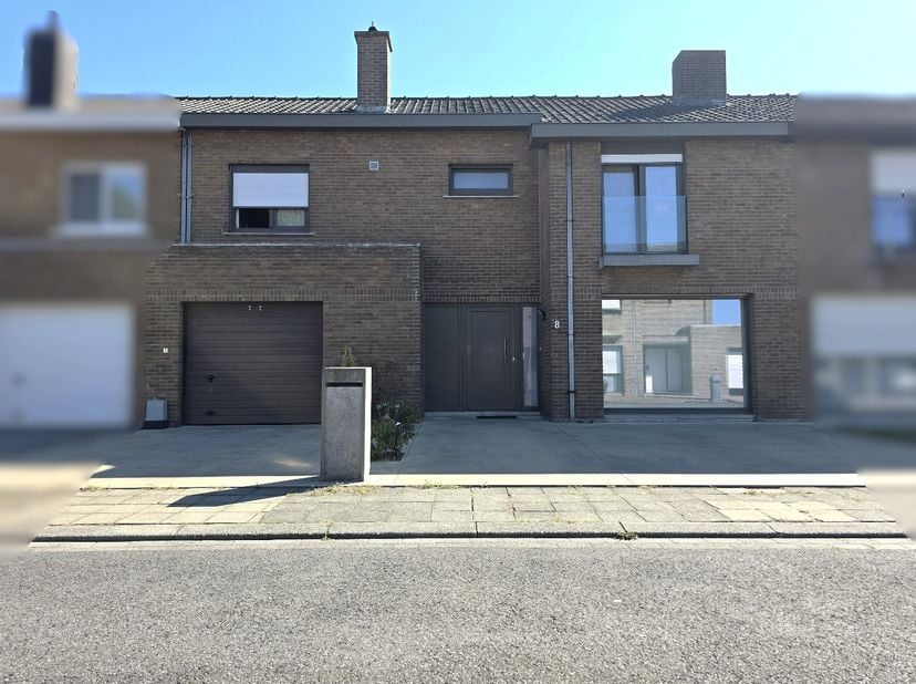 Huis te koop in Najaar 8,
                    8501 Heule