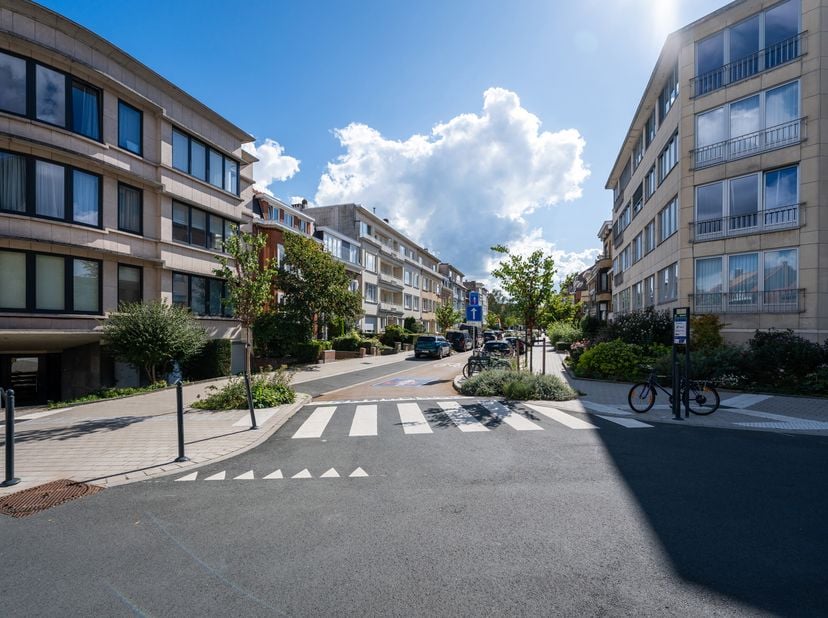 Appartement te koop in Rue Aimé Smekens 71,
                    1200 Sint-Lambrechts-Woluwe