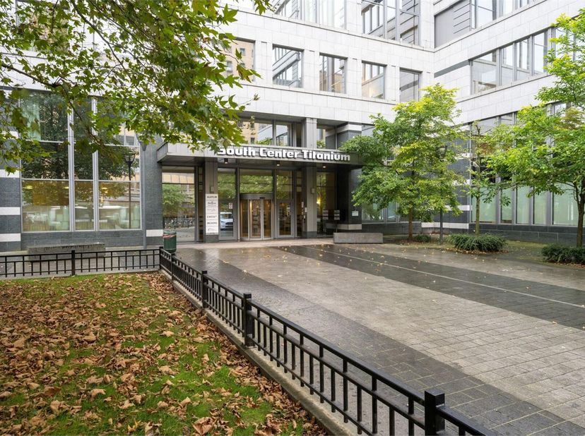 Ga meteen aan de slag met een kant-en-klare kantoorruimte voor twee.<br />
U werkt op een flexibele manier in onze kantoorruimte South Centre Titanium