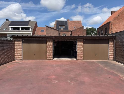                                         Garage te koop in Elverdinge, € 149.000

