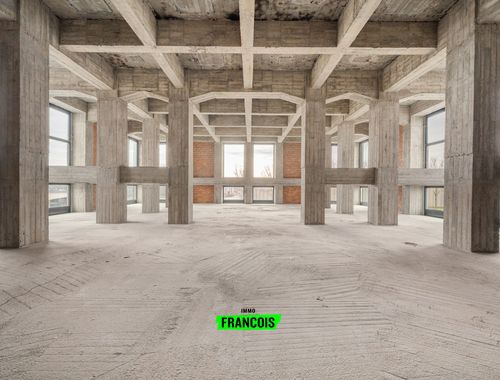                                         Commercieel Gebouw te koop in Kerkhove, € 385.000
