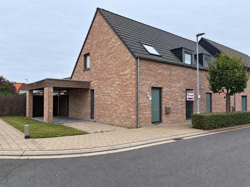 Huis te huur in Kuipersstraat 1,
                    8840 Westrozebeke