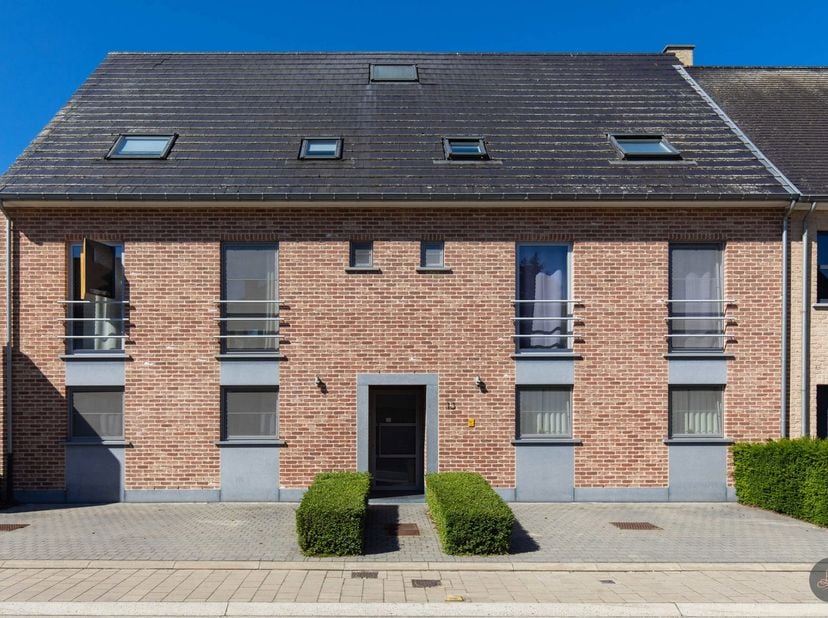 Appartement à louer
                    à 3128 Baal