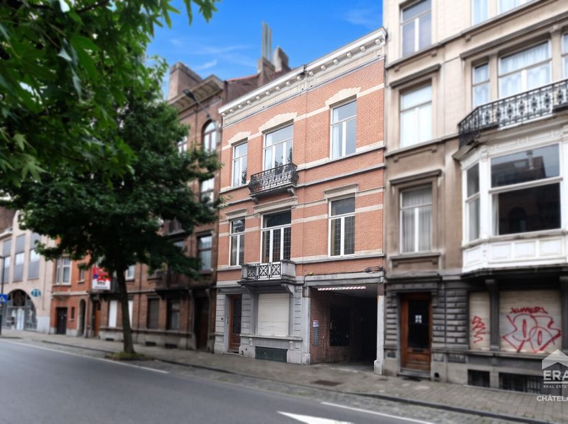 Huis te koop in Avenue Emile de Beco 49,
                    1050 Elsene