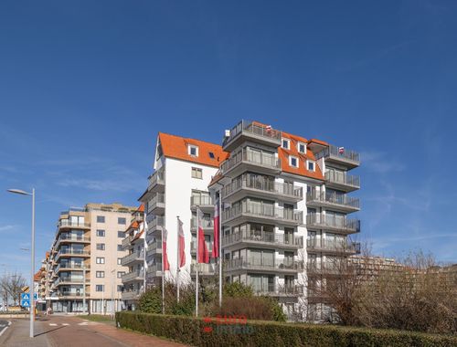                                         Bien commercial à louer à Nieuwpoort, € 2.500

