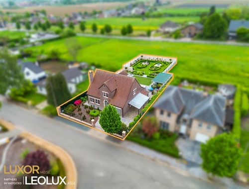                                         Villa à vendre à Liedekerke, € 695.000
