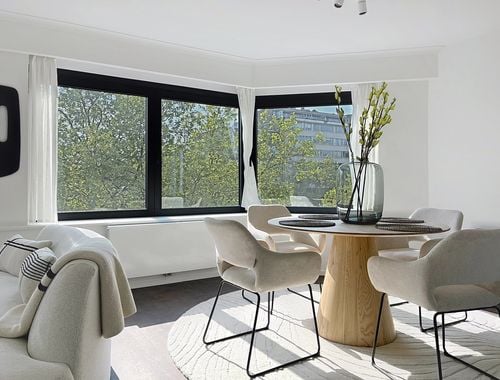                                         Appartement te huur in Sint-Lambrechts-Woluwe, € 2.300
