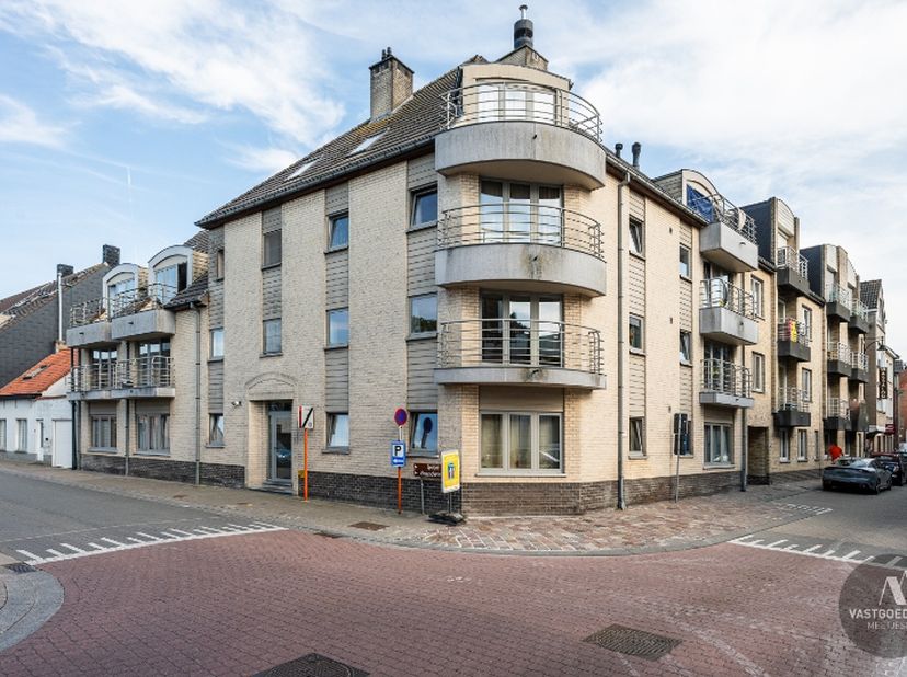 Op zoek naar een stabiele en goede vastgoedinvestering?&amp;nbsp; Gelegen in het centrum van Maldegem kan u dit appartement terugvinden.&amp;nbsp;<br />
Dit a