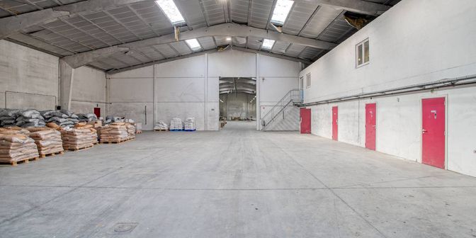 Bedrijfsvastgoed te koop in Borrekens 1, 9600 Ronse