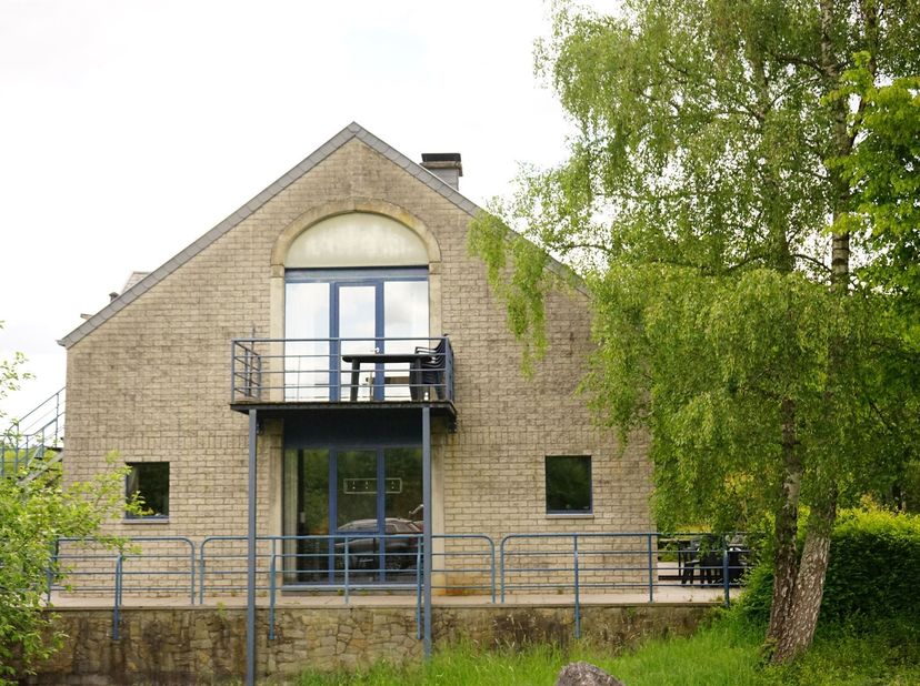 Appartement à vendre au Domaine Résidence Durbuy.<br />
Cet appartement confortable et prêt à emménager est à vendre au Domaine Résidence Durbuy, mag