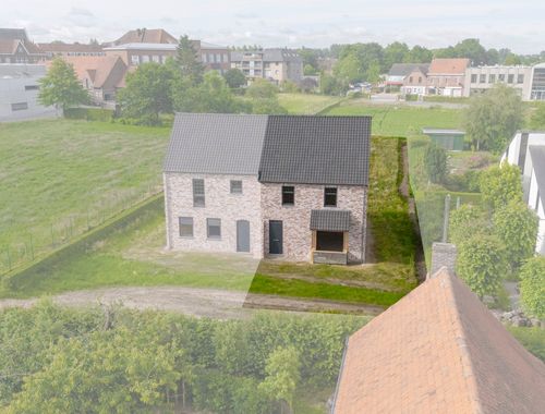                                         Woning te koop in Anzegem, € 430.970
