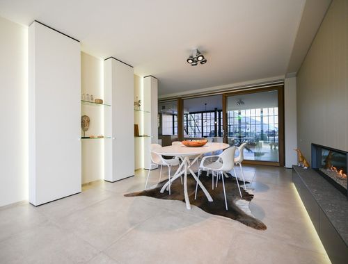                                         Gemengd gebruik te koop in Izegem, € 379.000
