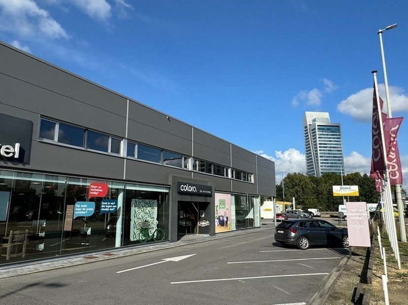 Bien professionnel à louer à Kortrijksesteenweg 1108 - K boîte V1,
                    9051 Sint-Denijs-Westrem