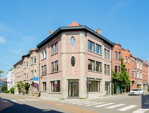                                         Appartement à louer à Sint-Amandsberg, € 1.250
