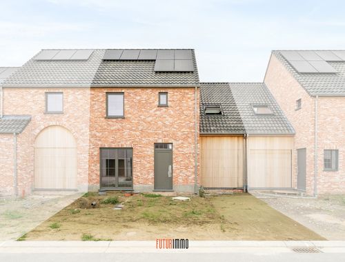                                         Woning te koop in Ruiselede, € 383.000
