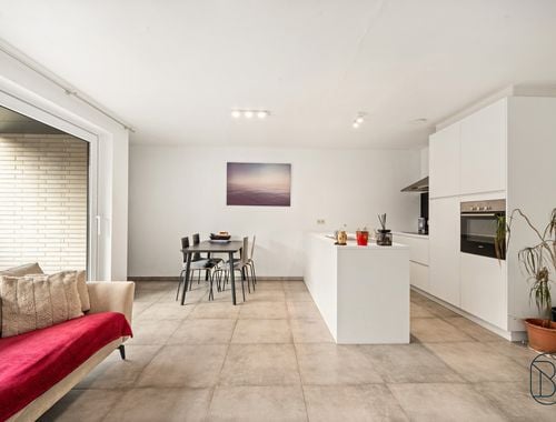                                         Appartement à vendre à Deinze, € 265.000
