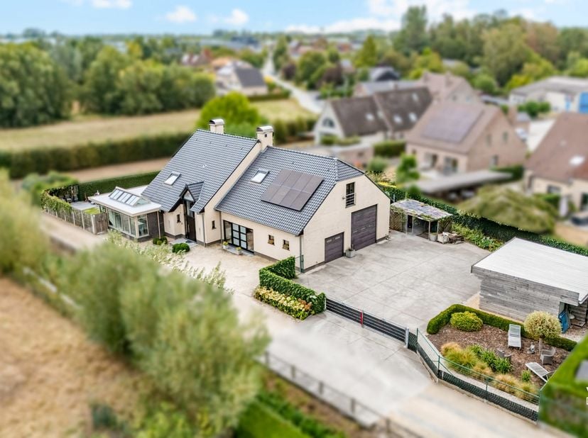 Maison à vendre
                    à 9810 Eke