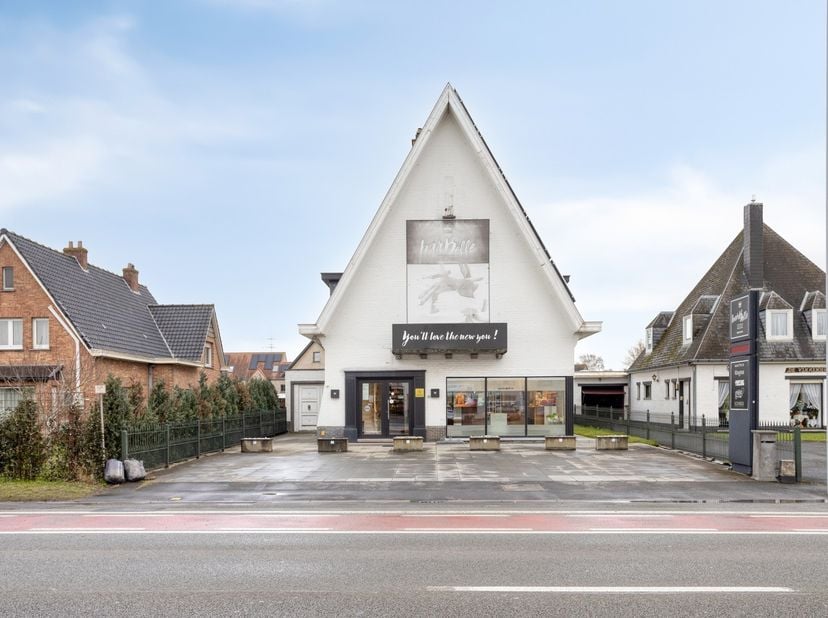 Bien professionnel à vendre
                    à 8470 Gistel