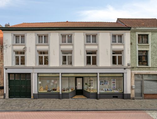                                         Bien commercial à vendre à Brugge, € 850.000
