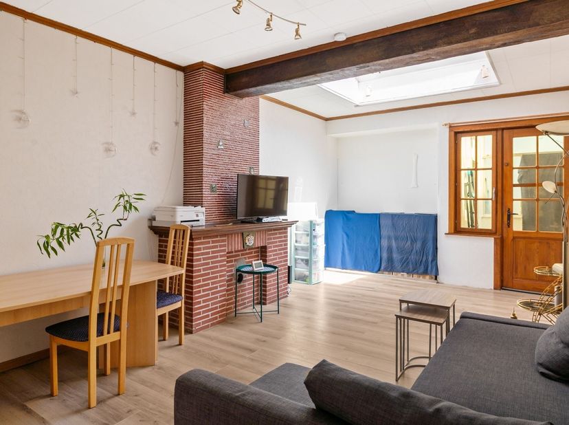 Gezellige woning op een uitstekende locatie nabij Mechelen<br />
Deze woning geniet van een bijzonder gunstige ligging in Muizen, op een steenworp va