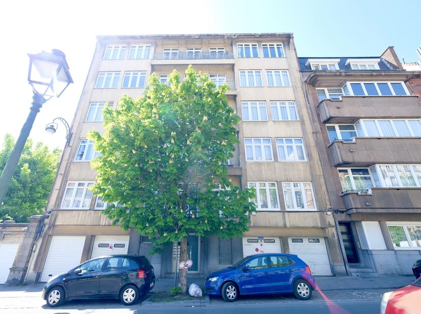 Appartement te koop
                    in 1080 Sint-Jans-Molenbeek