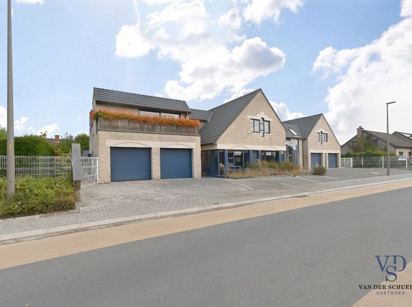 Maison à vendre
                    à 9750 Ouwegem