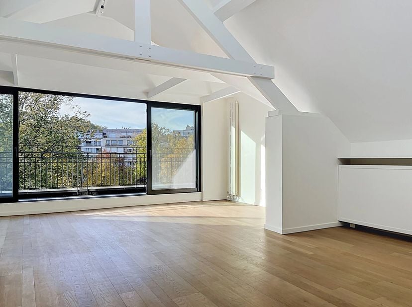 Appartement te huur in ,
                    1050 Elsene