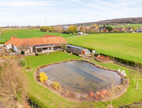                                         Ferme à vendre à Orroir, € 985.000
