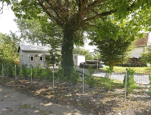                                         Grond te koop in Sugny, € 60.000
