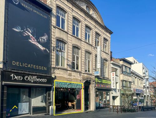                                         Usage mixte à vendre à Aalst, € 225.000
