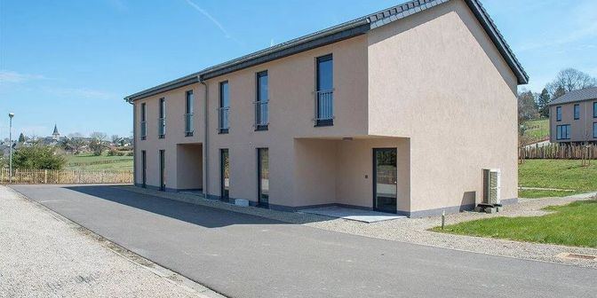 Bien professionnel à vendre à Büllingen, 4760 Bullange