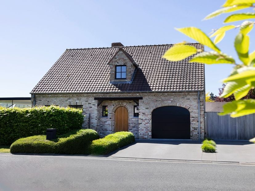 Maison à vendre
                    à 8880 Sint-Eloois-Winkel