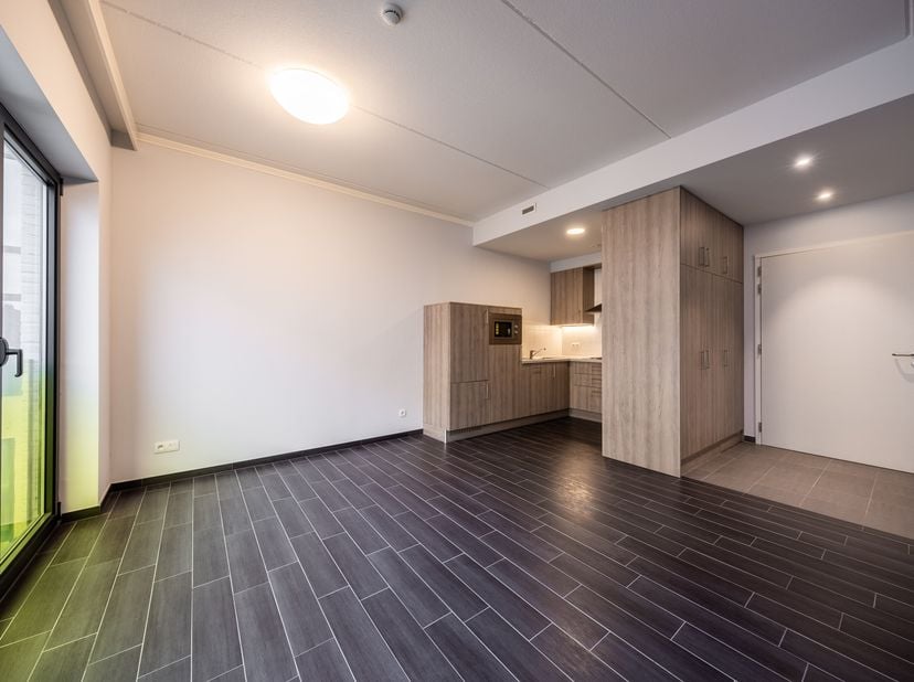 Zorgeloos wonen of beleggen in het centrum van Tienen?<br />
De site "De 2 Poorten" heeft een uitstekende ligging in een residentiële wijk in het stad
