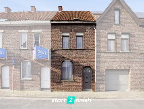                                         Maison à vendre à Roeselare, € 140.000
