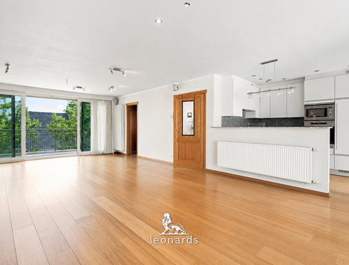                                         Appartement te huur in Deerlijk, € 820
