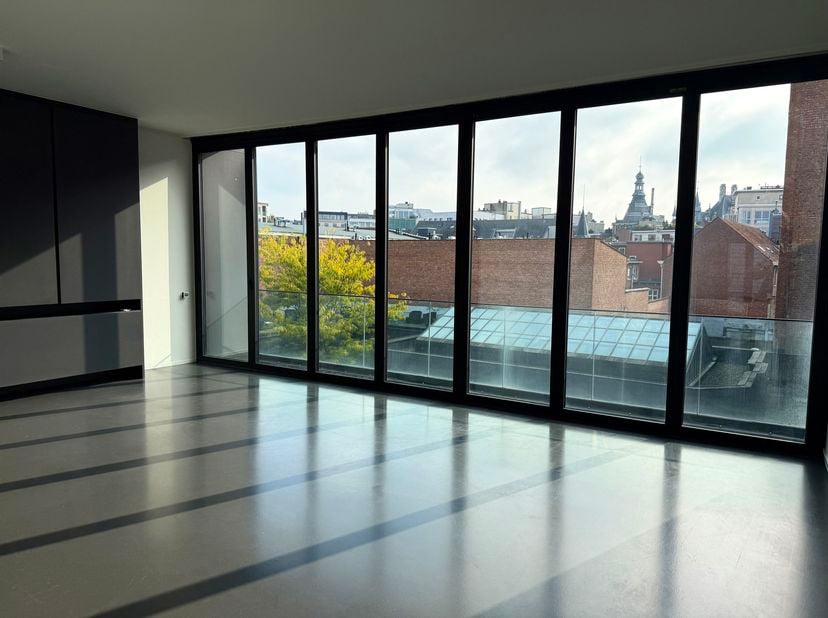 Appartement te huur in Henri Van Heurckstraat 8 bus 32,
                    2000 Antwerpen