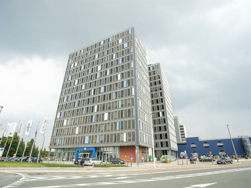 Bien professionnel à louer
                    à 2030 Antwerpen