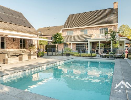                                         Woning te koop in Wachtebeke, € 975.000
