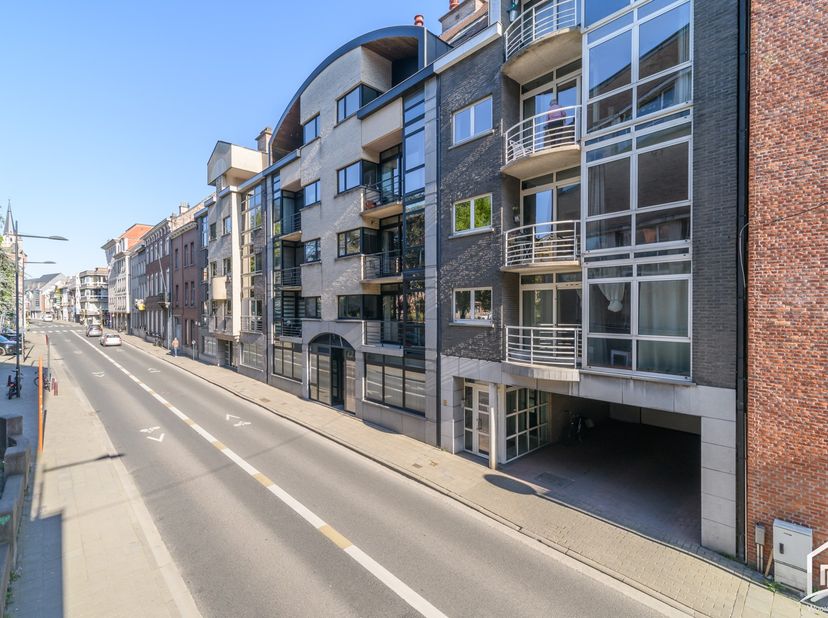 Appartement te koop in Vaartstraat 4 bus 9,
                    9300 Aalst