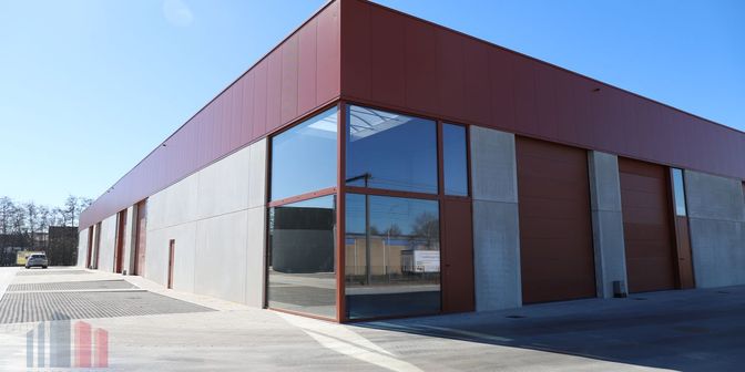 Bien professionnel à vendre à Stuivenbergstraat, 8870 Izegem